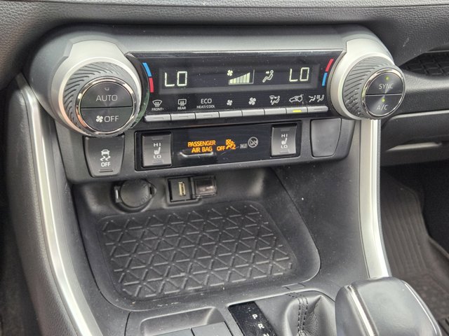 Used 2020 Toyota RAV4 XSE w/ XSE Grade Weather Package AWD/4WD image 28