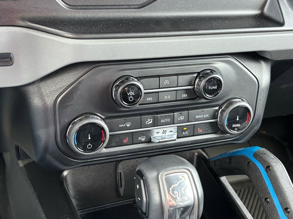 Used 2022 Ford Bronco Black Diamond w/ Sasquatch Package image 20