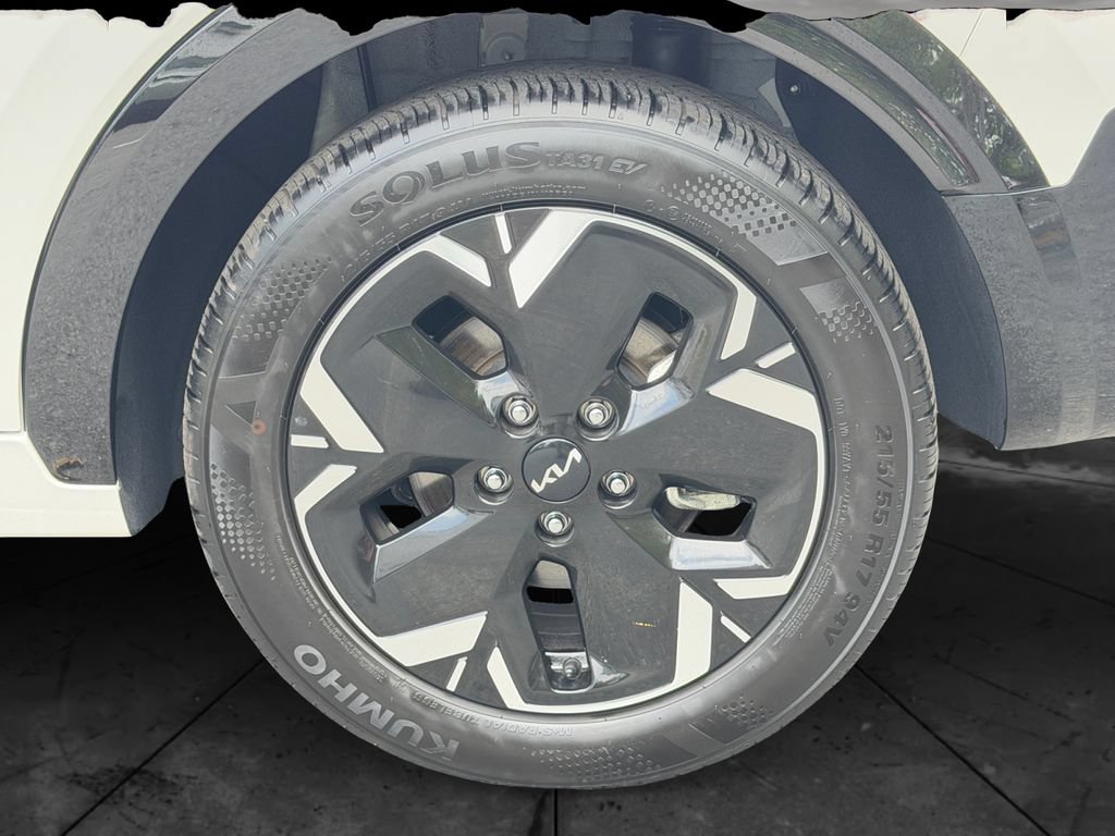 Certified 2025 Kia Niro Wind FWD image 28