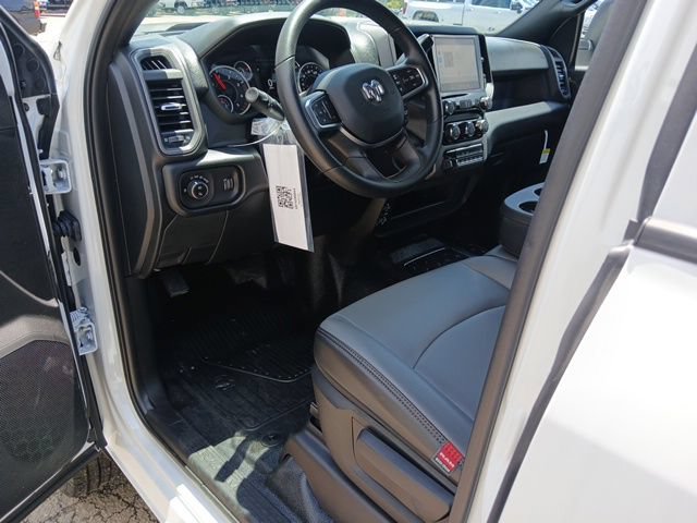 New 2026 RAM 3500 Tradesman AWD/4WD image 44