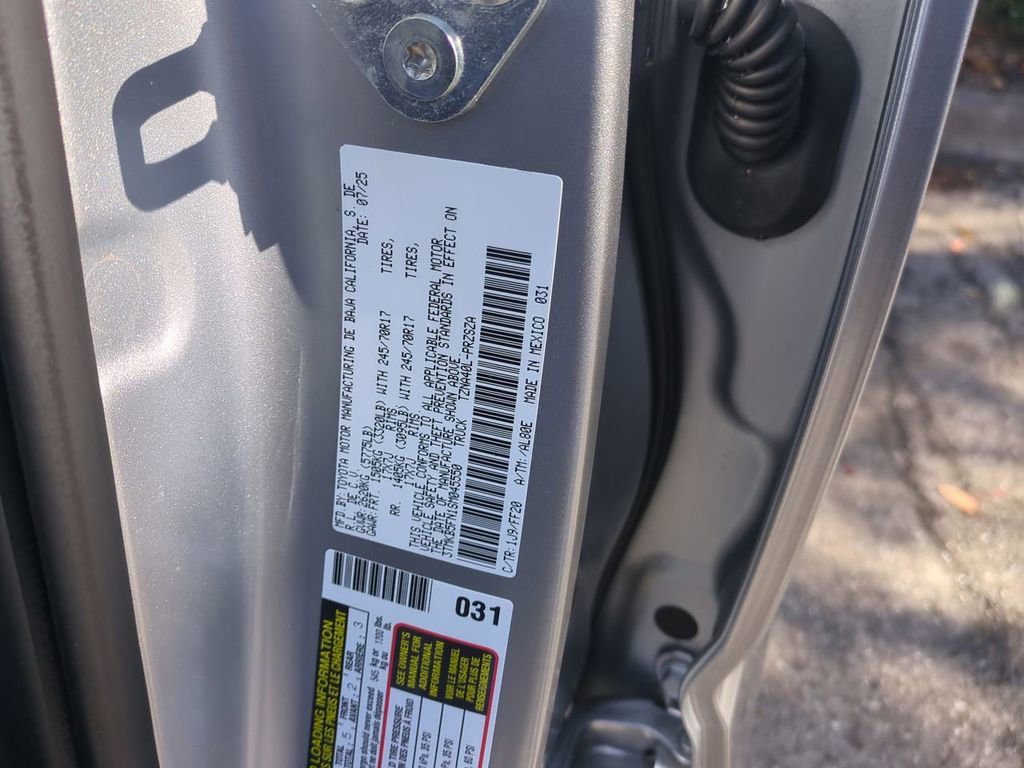 Certified 2025 Toyota Tacoma SR5 image 29