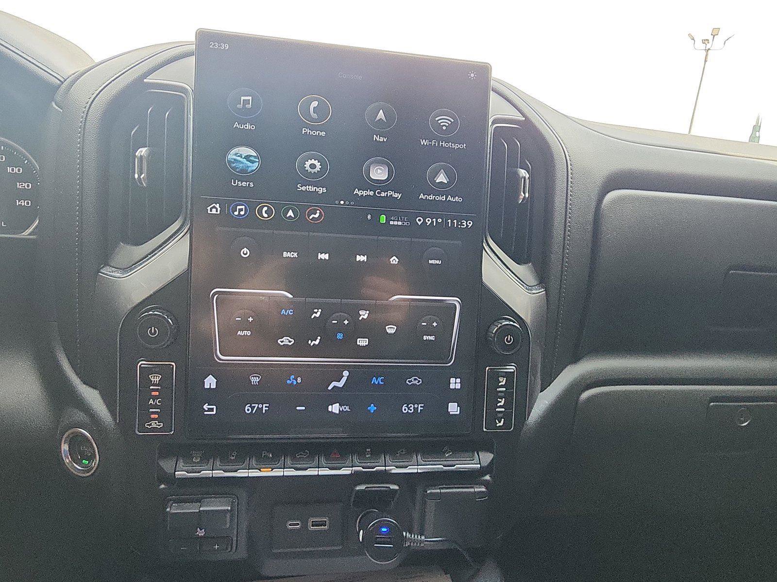 Used 2020 Chevrolet Silverado 2500 LTZ w/ LTZ Premium Package AWD/4WD image 12