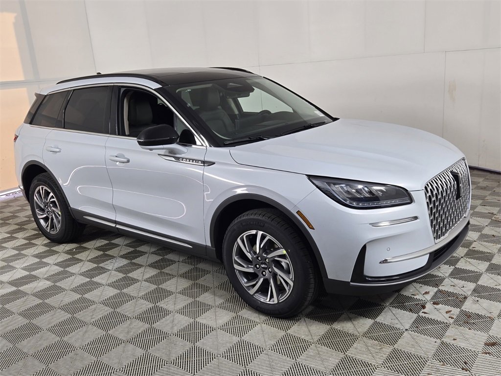 New 2026 Lincoln Corsair Premiere image 2