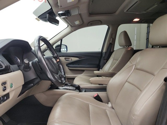 Used 2021 Honda Pilot Elite image 16