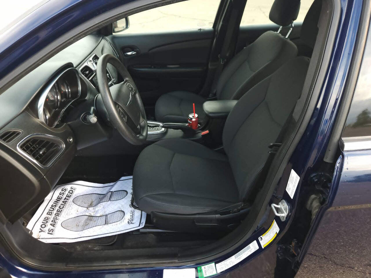 Used 2013 Chrysler 200 LX FWD image 11