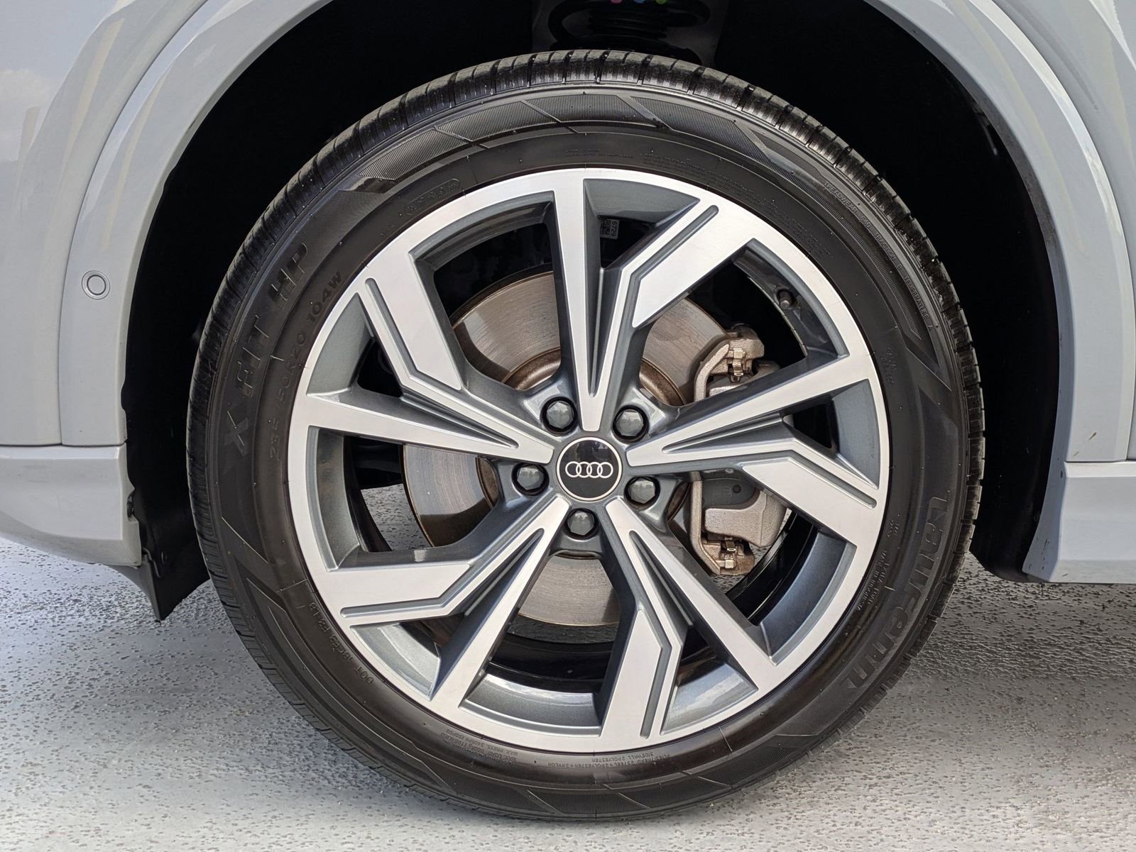 Used 2023 Audi Q4 e-tron Premium Plus w/ Premium Plus AWD/4WD image 27