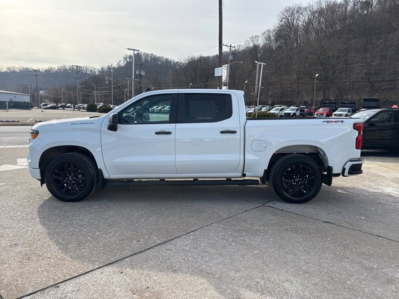 Used 2022 Chevrolet Silverado 1500 Custom image 4