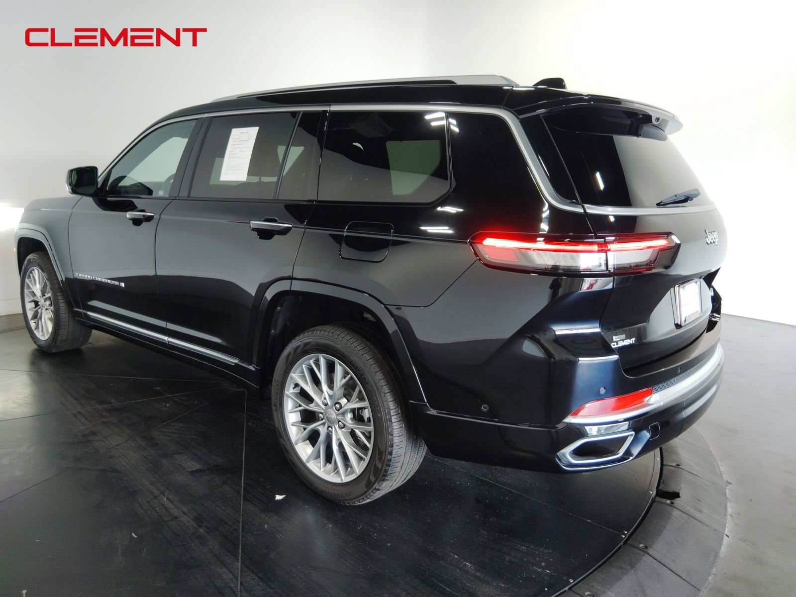 Used 2022 Jeep Grand Cherokee L Summit w/ Advanced Protech Group IV image 7