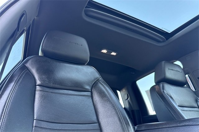 Used 2022 GMC Sierra 3500 Denali image 20