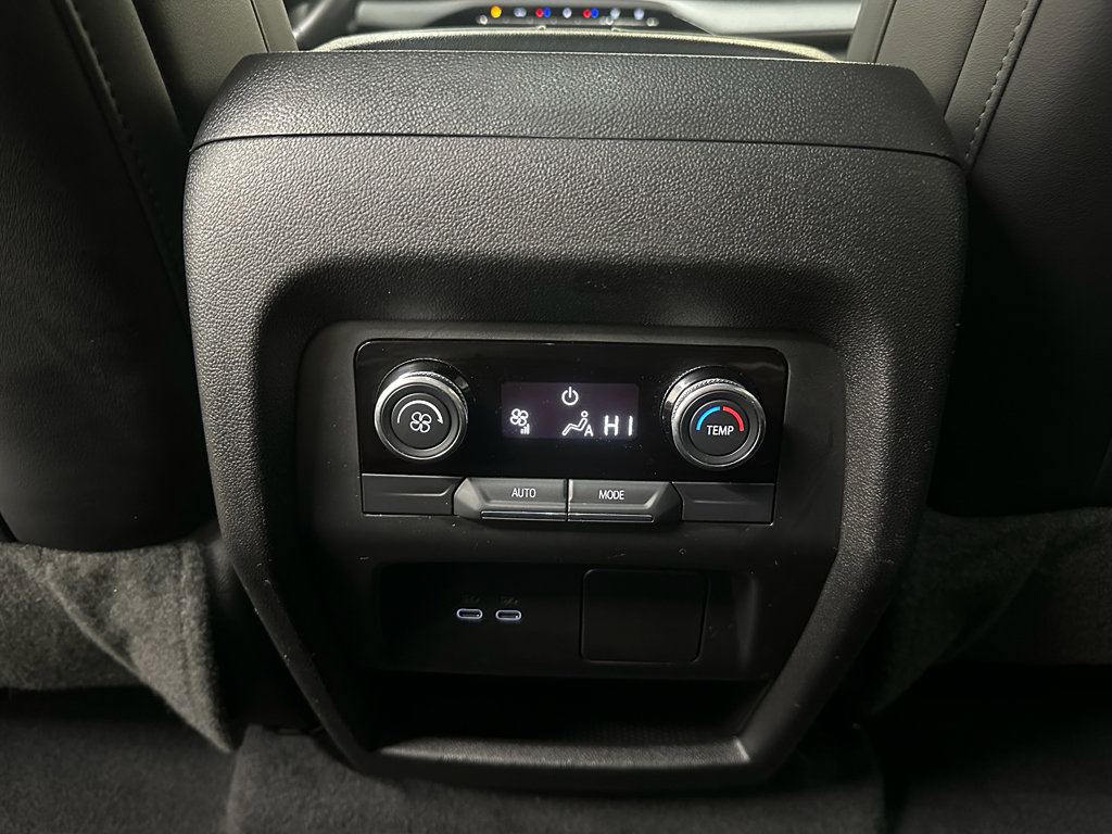 Certified 2025 Buick Enclave Preferred image 36