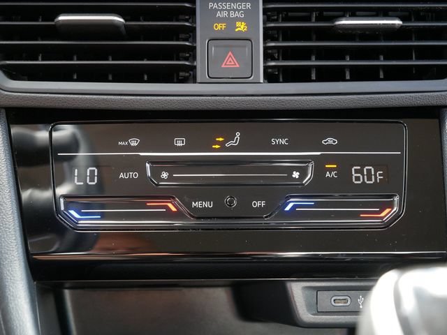 Certified 2025 Volkswagen Jetta S FWD image 29