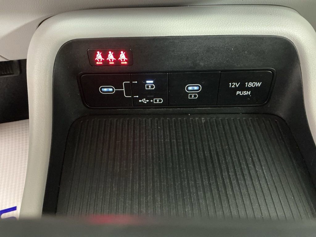 Used 2024 Hyundai Kona SEL image 30