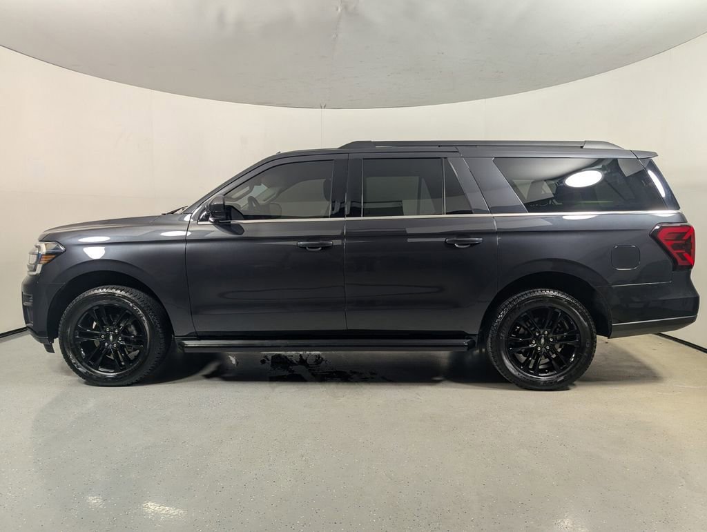 Used 2024 Ford Expedition Max XLT RWD image 4
