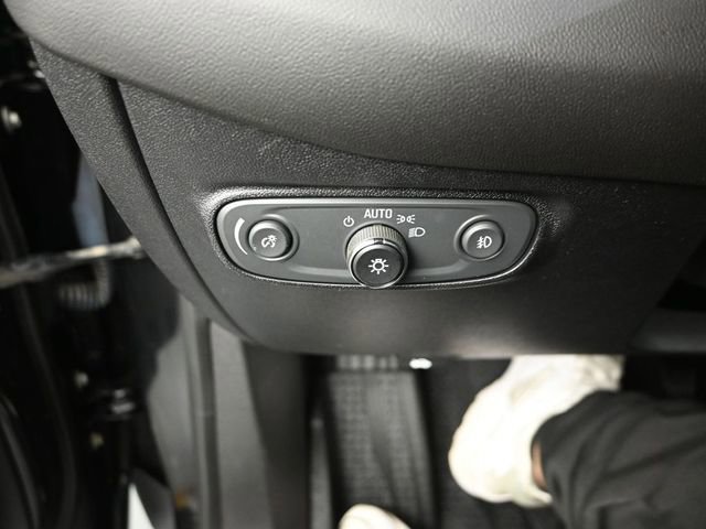 Used 2019 Chevrolet Equinox Premier image 20