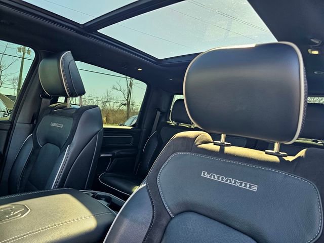 Used 2025 RAM 1500 Laramie w/ Sport Appearance Package AWD/4WD image 19