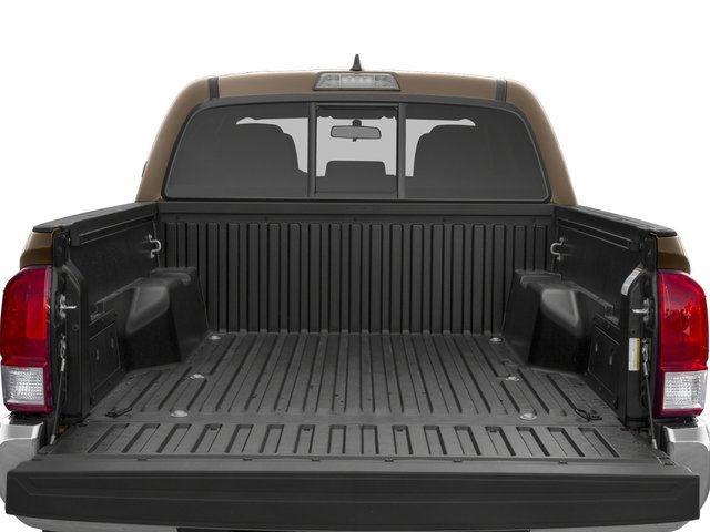 Used 2016 Toyota Tacoma SR5 w/ SR5 Appearance Package (SN) image 12