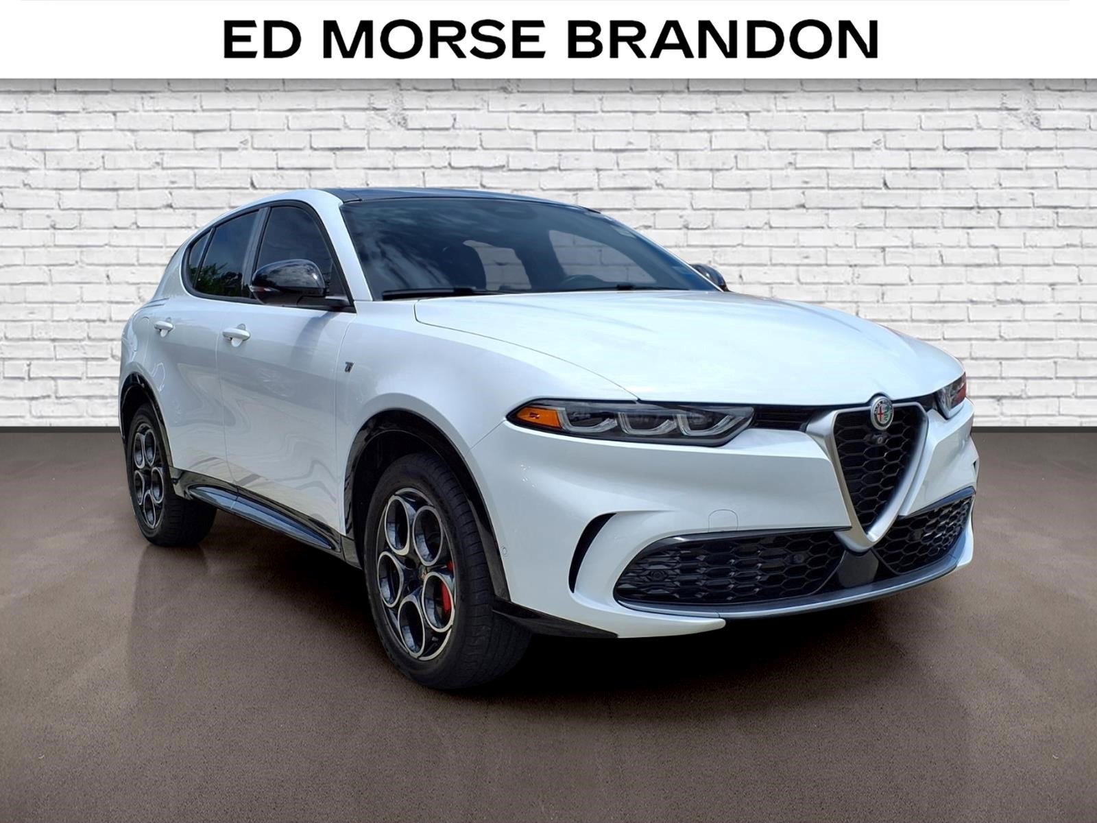Used 2024 Alfa Romeo Tonale Ti AWD/4WD video 3