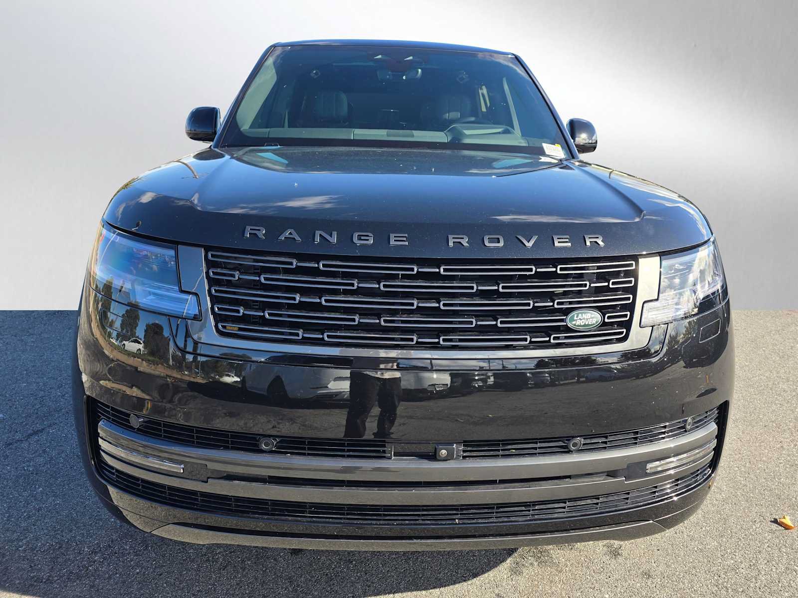 New 2025 Land Rover Range Rover SE AWD/4WD image 8