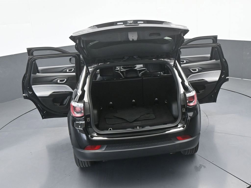 Used 2024 Jeep Compass Latitude image 61