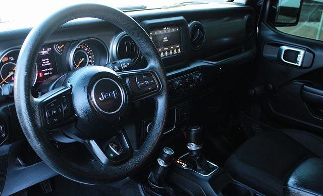 Used 2022 Jeep Wrangler Sport image 3