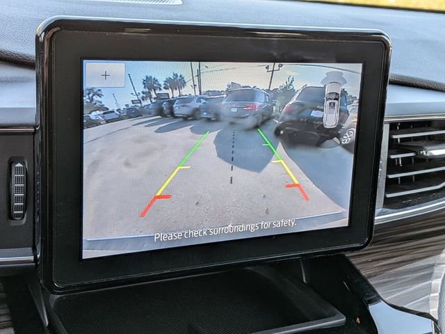 Used 2023 Ford Explorer Limited image 22