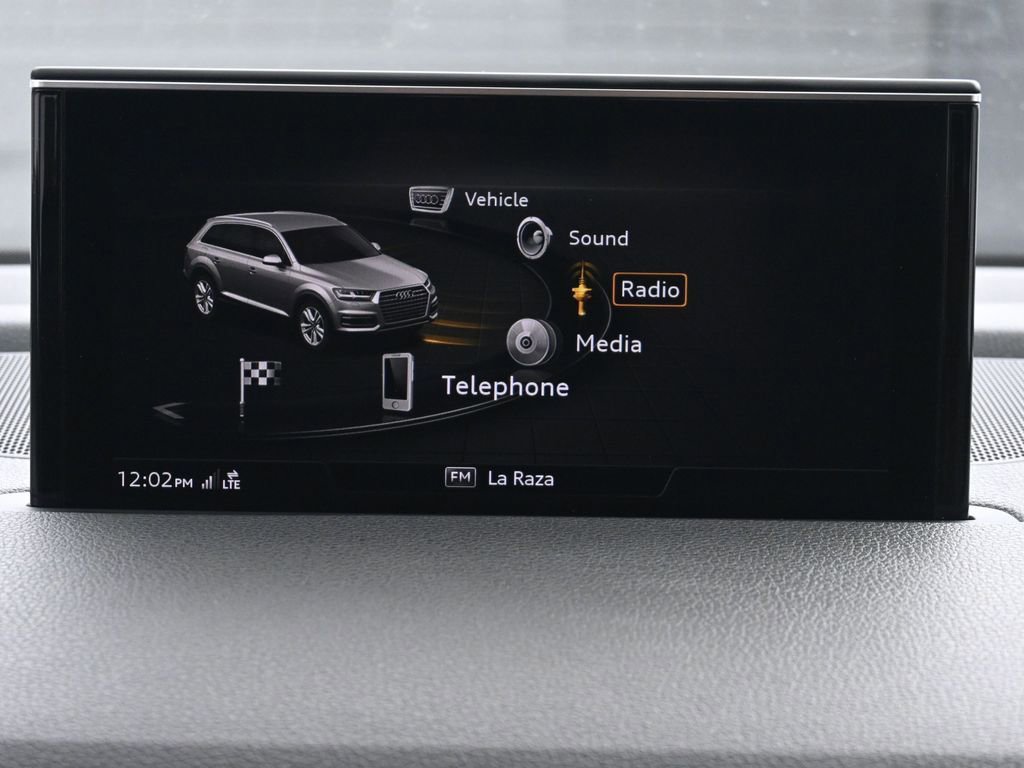 Used 2018 Audi Q7 3.0T Prestige image 31