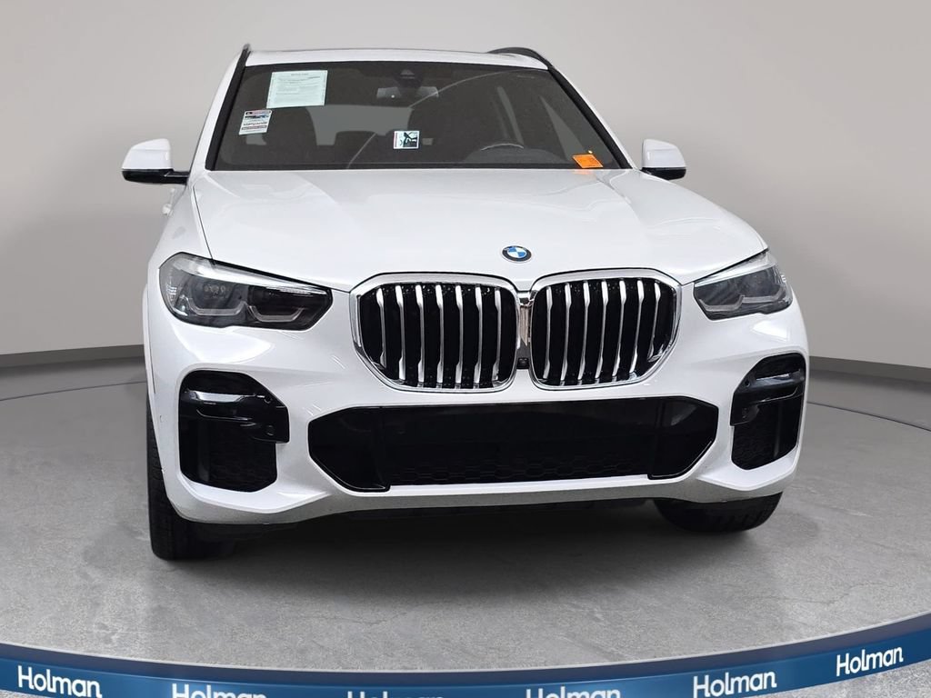 Used 2022 BMW X5 xDrive40i w/ M Sport Package AWD/4WD image 3