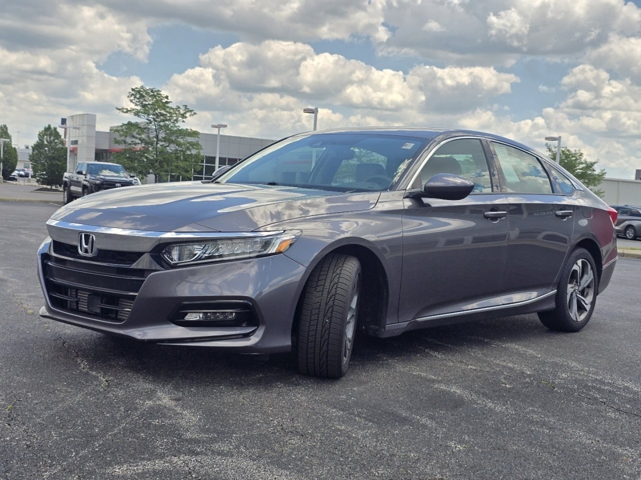 Used 2020 Honda Accord EX image 11