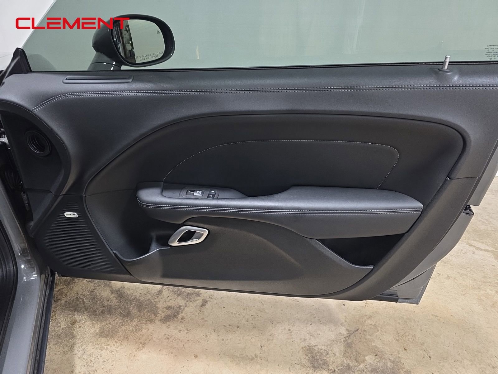 Used 2023 Dodge Challenger R/T w/ Plus Package image 32