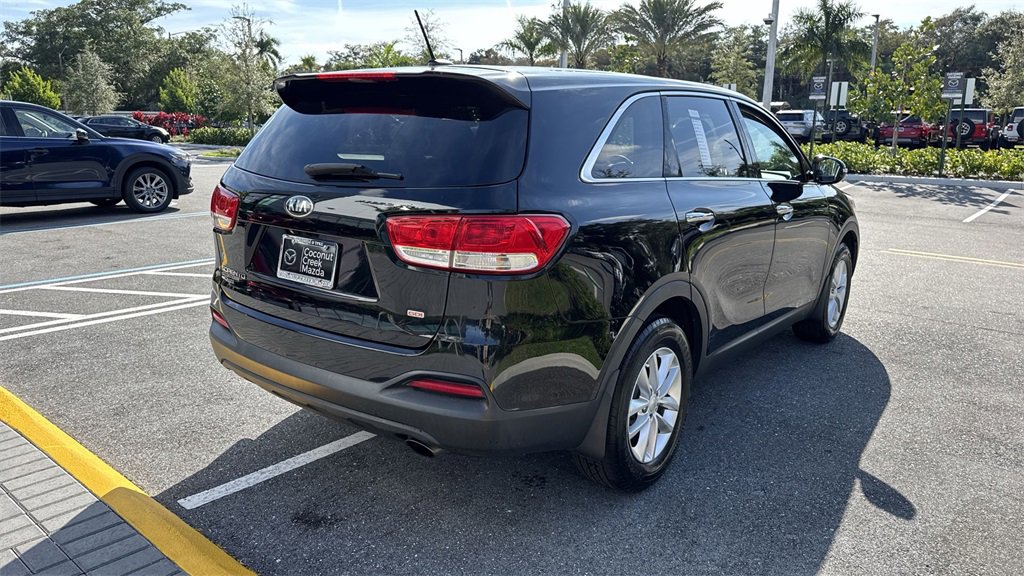 Used 2018 Kia Sorento L image 4