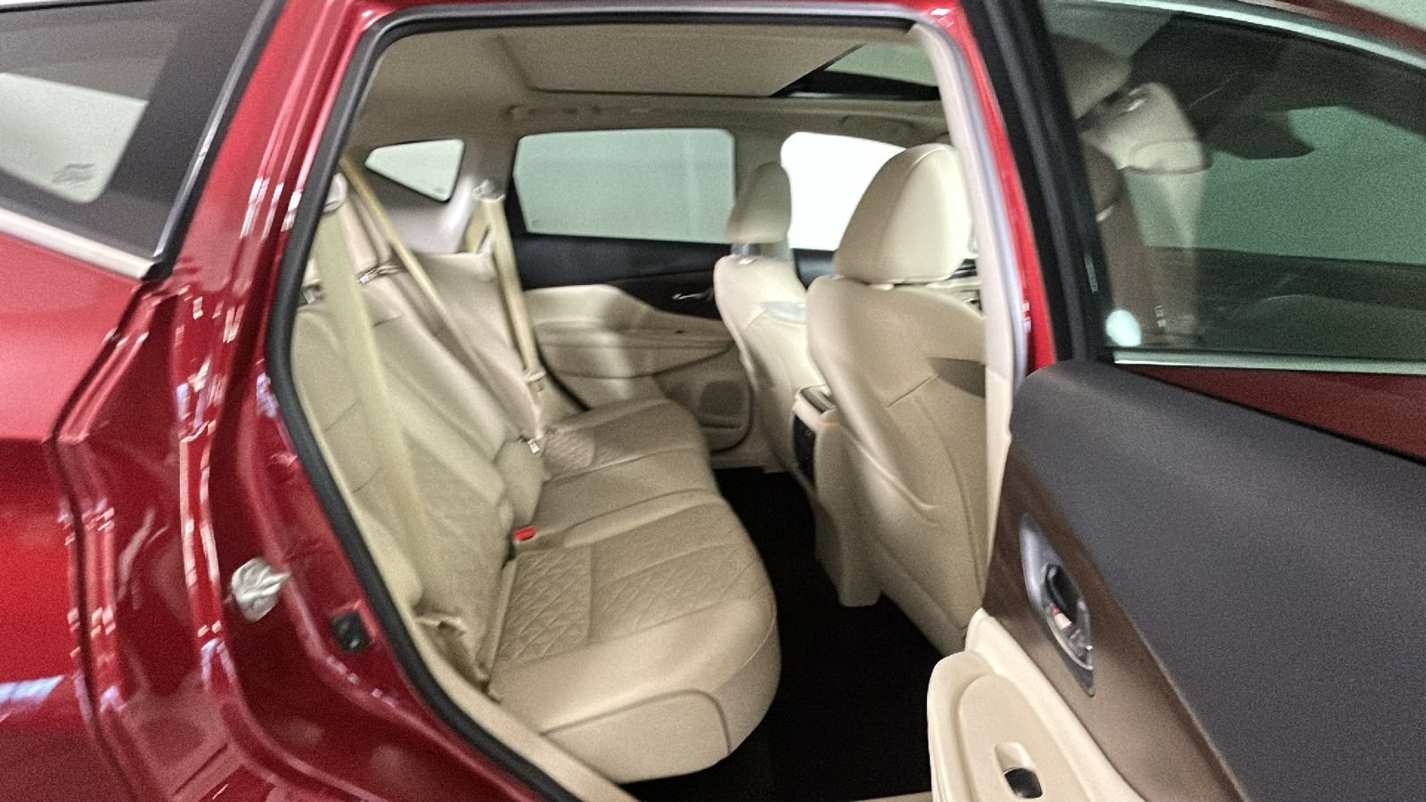 Used 2019 Nissan Murano Platinum w/ Cargo Package FWD image 34