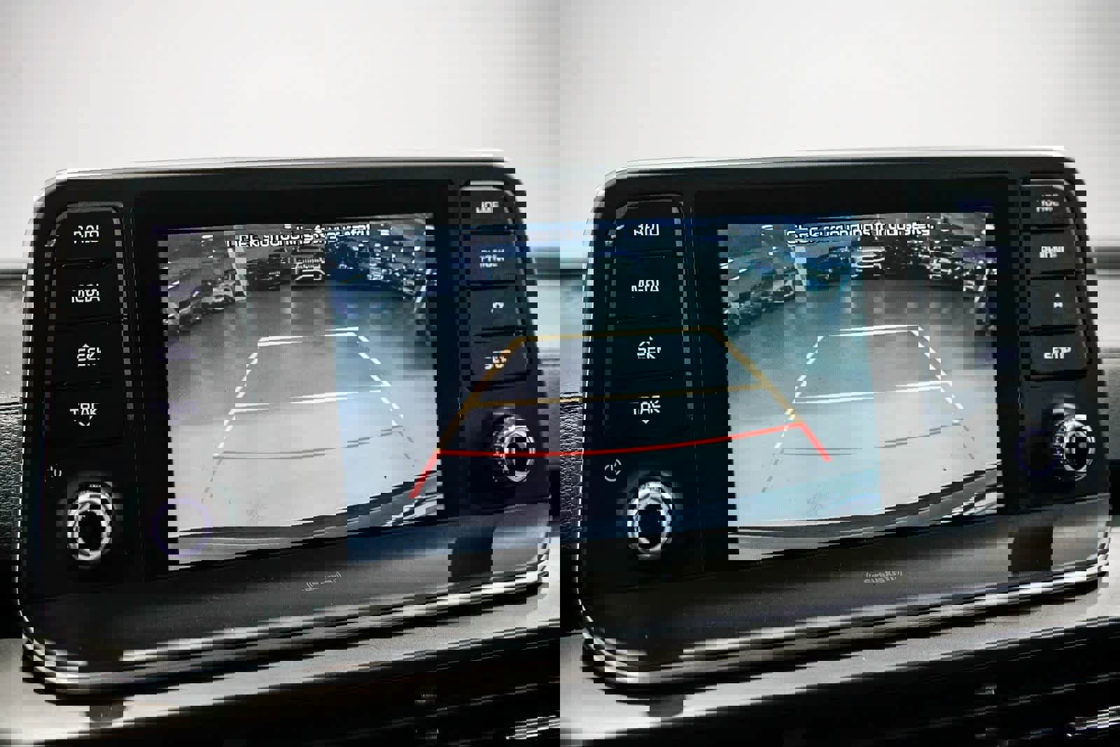 Used 2021 Kia Telluride LX image 23