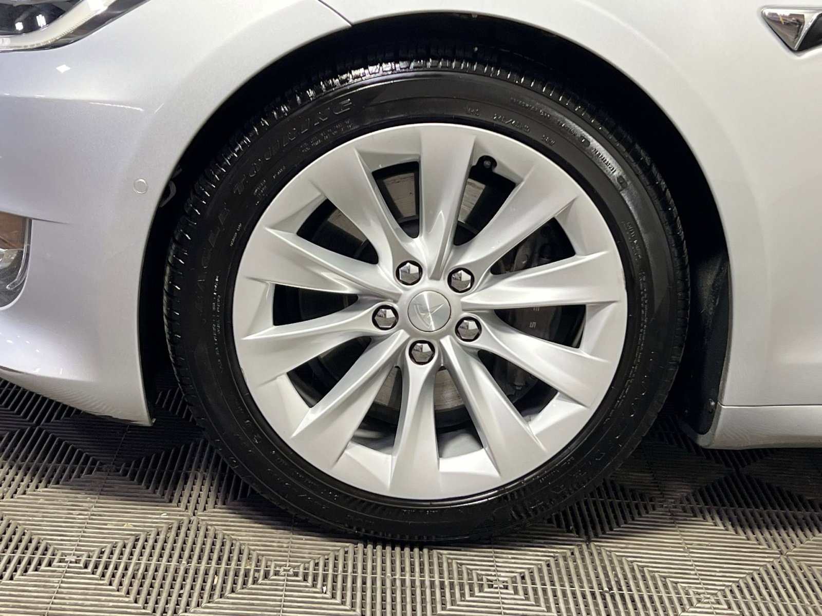 Used 2017 Tesla Model S 90D image 12