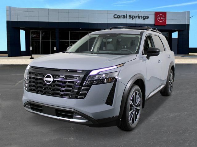 New 2026 Nissan Pathfinder Platinum w/ Cargo Package