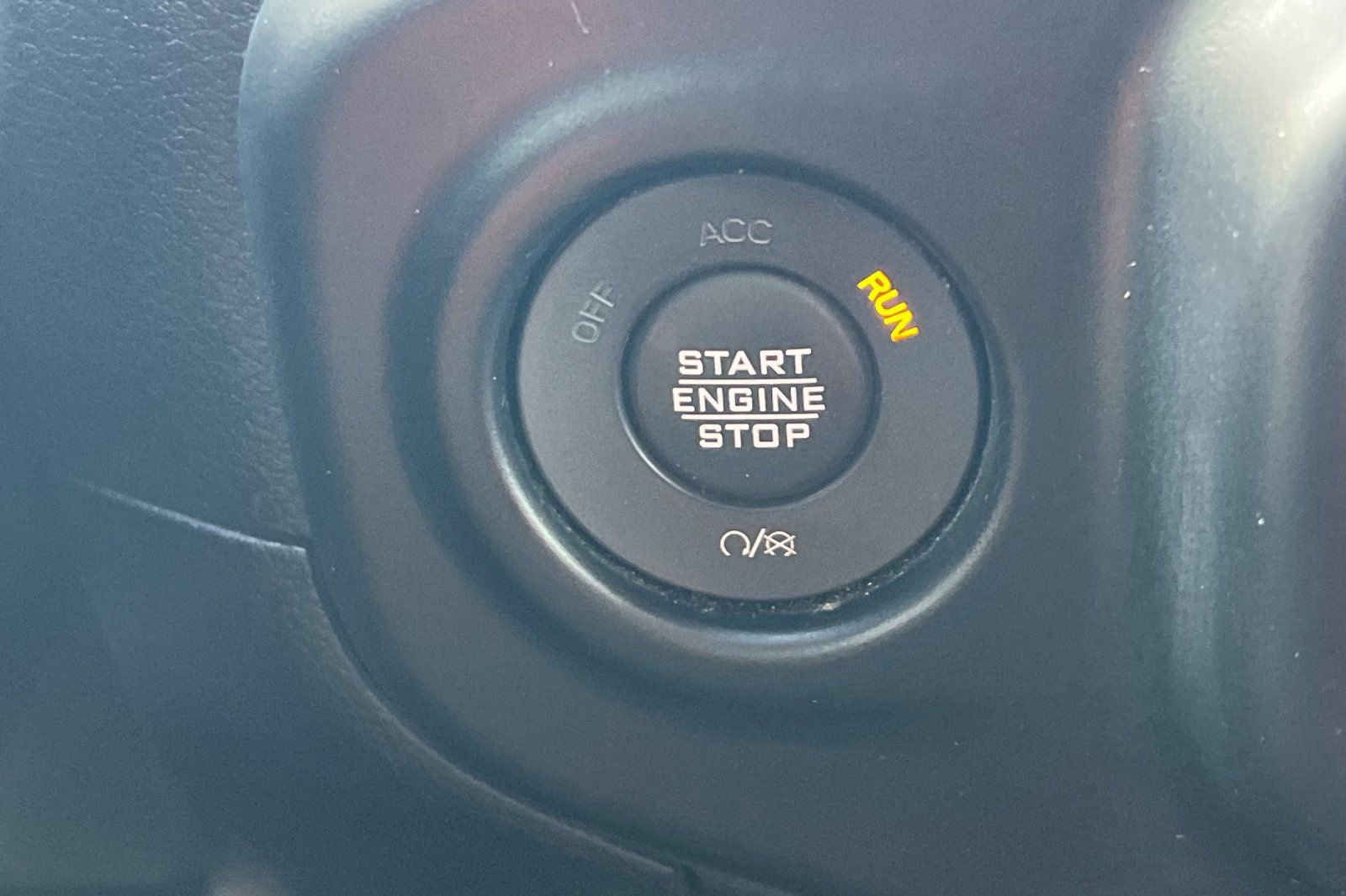 Used 2020 Jeep Gladiator Rubicon AWD/4WD image 23