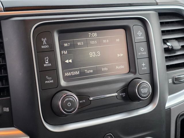 Used 2022 RAM 1500 Classic SLT image 29