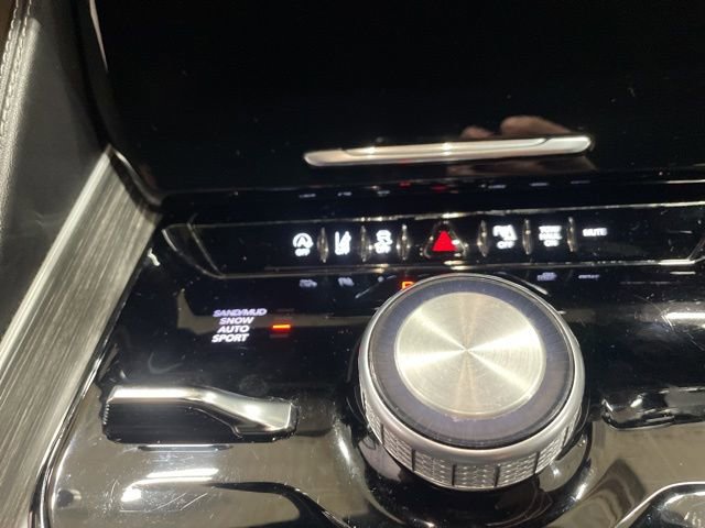 Used 2024 Jeep Wagoneer L Series II w/ Flexible Seating Group image 16