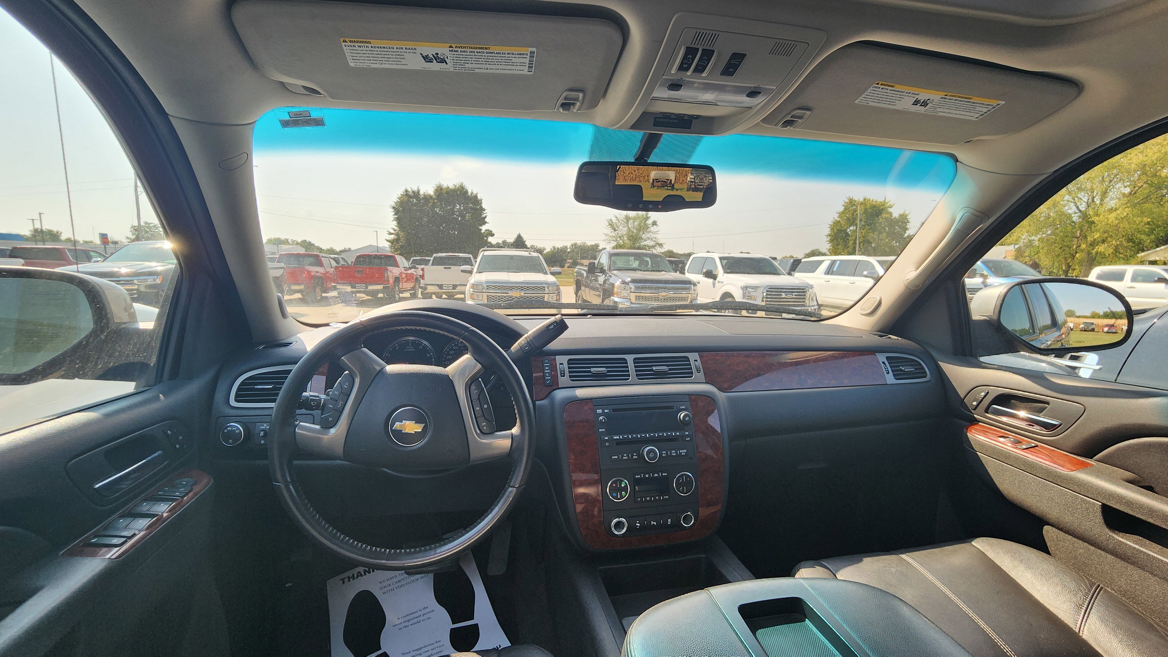 Used 2012 Chevrolet Suburban LT w/ Luxury Package image 15