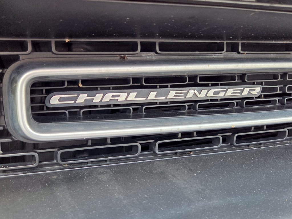 Certified 2019 Dodge Challenger SXT RWD image 9