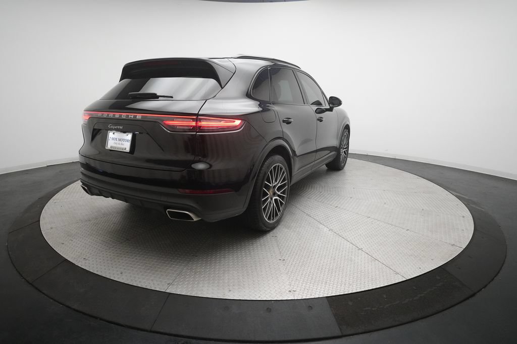 Certified 2022 Porsche Cayenne AWD/4WD image 5