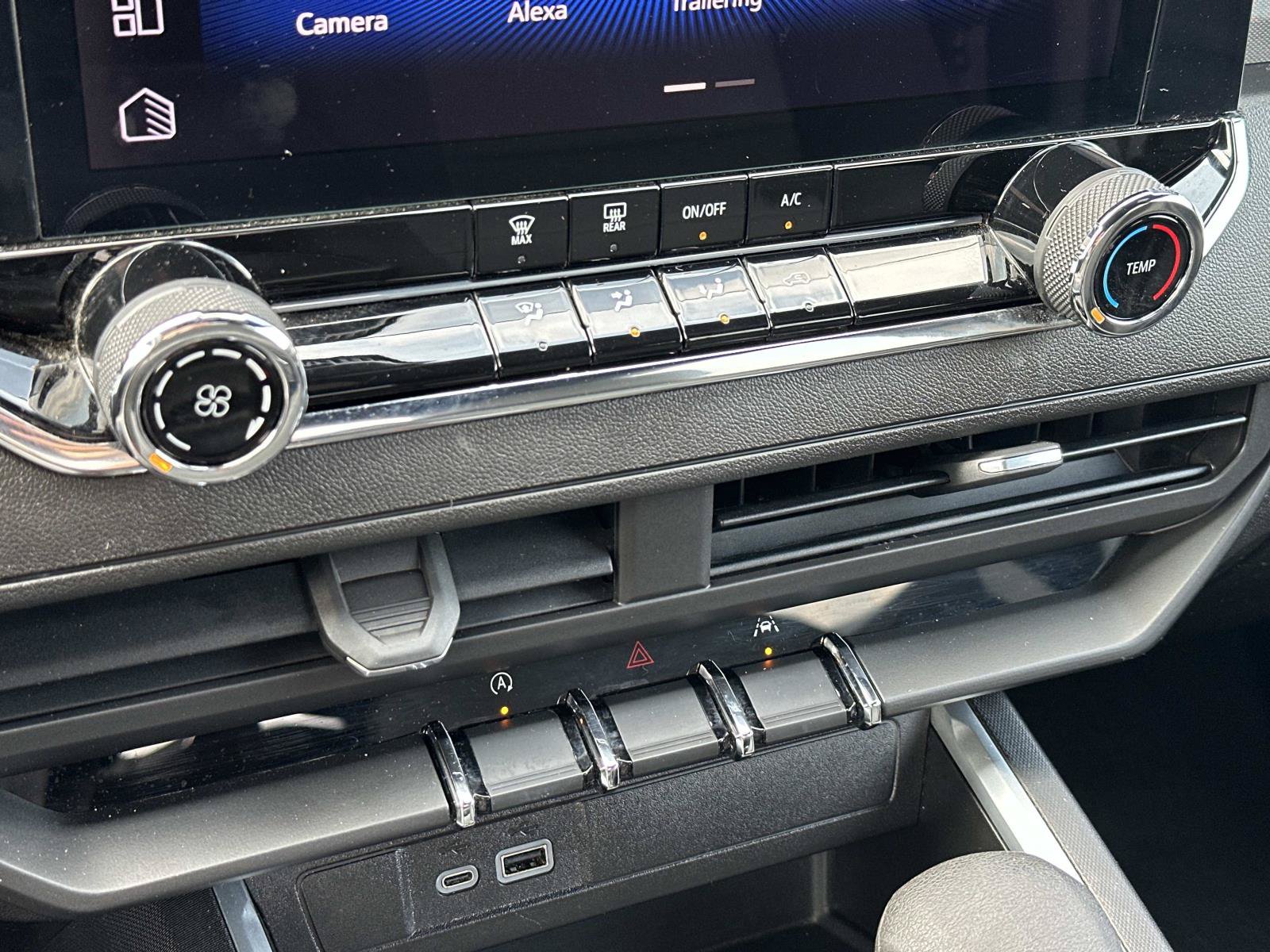 Certified 2023 Chevrolet Colorado Trail Boss w/ LPO, Dark Essentials Package AWD/4WD image 28