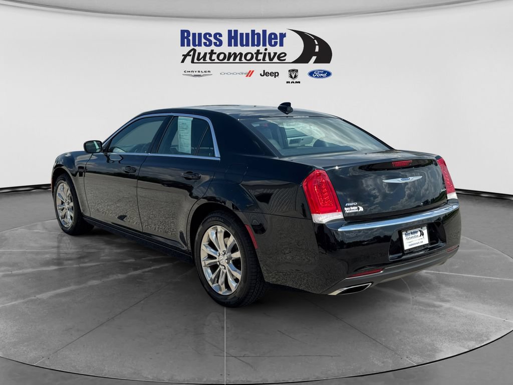 Used 2020 Chrysler 300 Touring L w/ Quick Order Package 22F AWD/4WD image 3