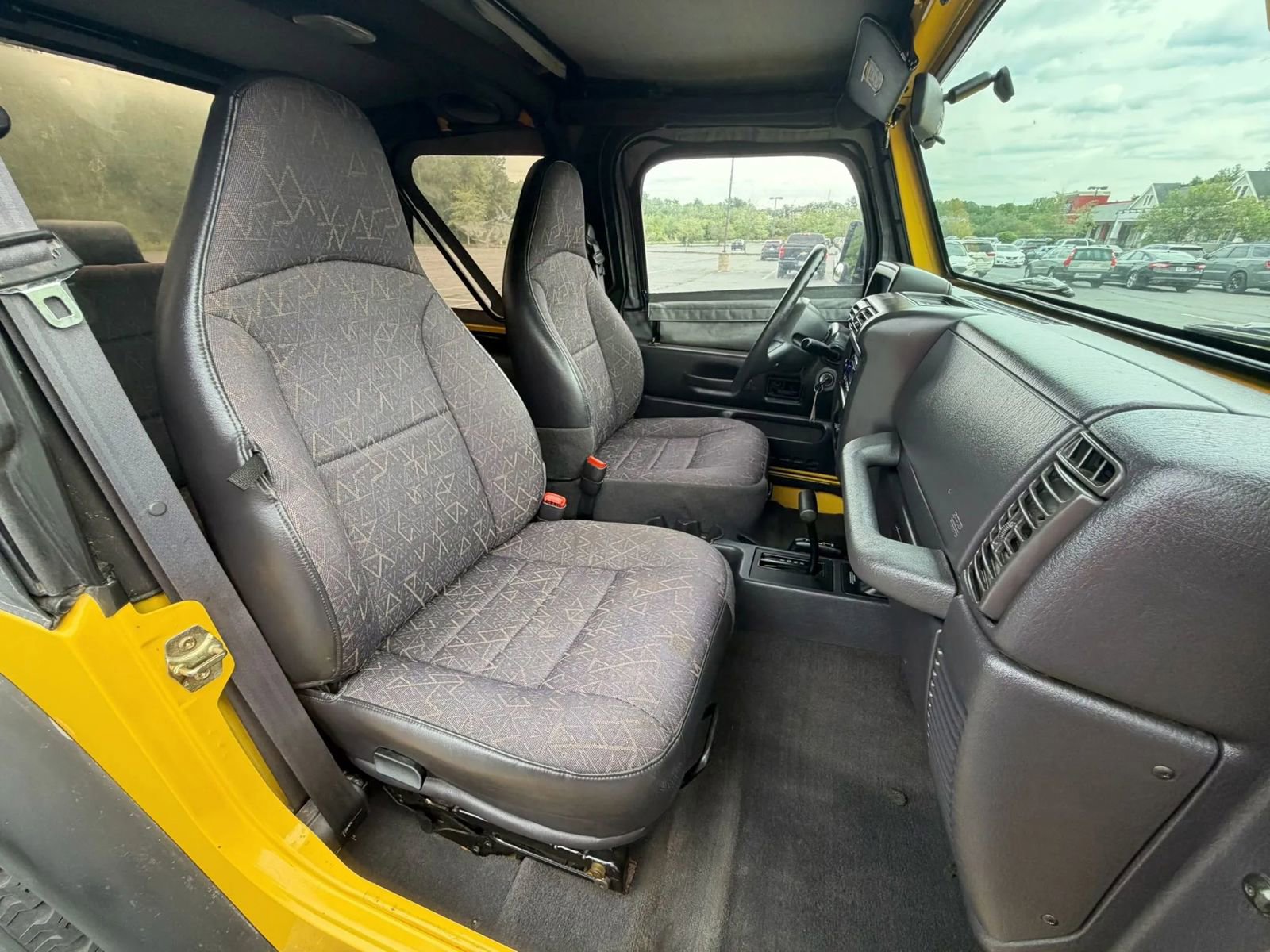 Used 2002 Jeep Wrangler X AWD/4WD image 65