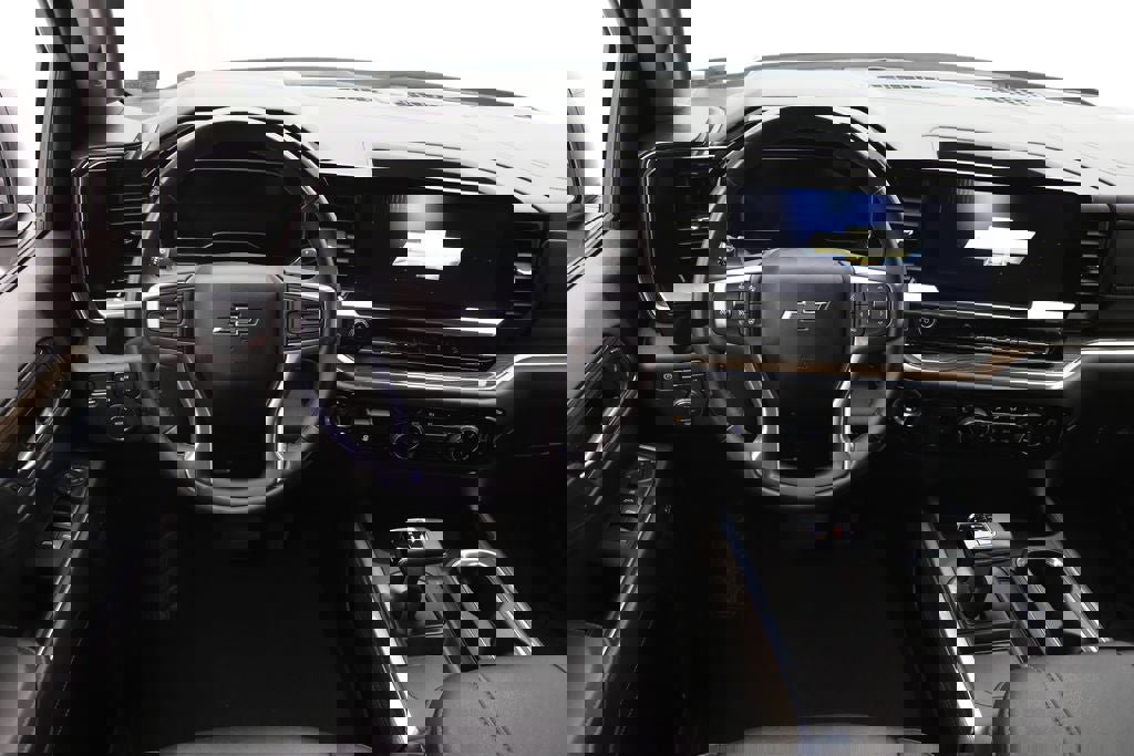 Used 2024 Chevrolet Silverado 1500 RST image 18