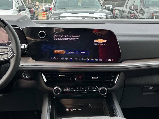 New 2026 Chevrolet Tahoe High Country w/ Sun And Tow Package AWD/4WD image 28