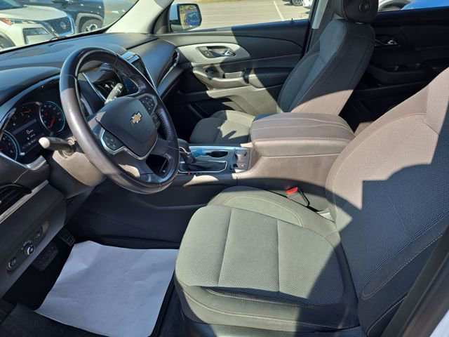 Used 2021 Chevrolet Traverse LT w/ LPO, Floor Liner Package image 9