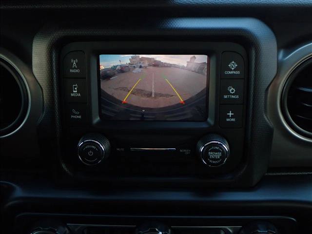 Used 2021 Jeep Wrangler Sport image 17