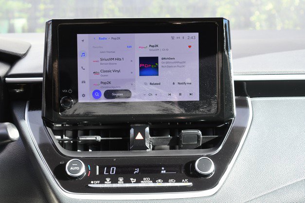 Certified 2025 Toyota Corolla LE image 19