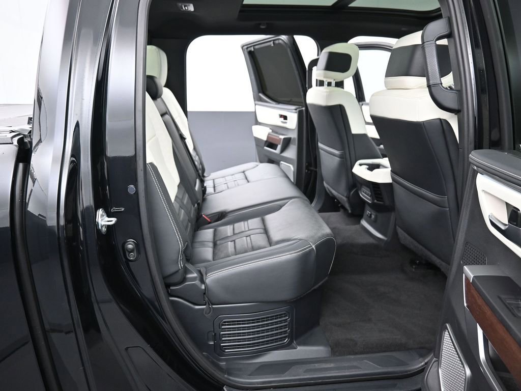 Used 2024 Toyota Tundra Capstone AWD/4WD image 32