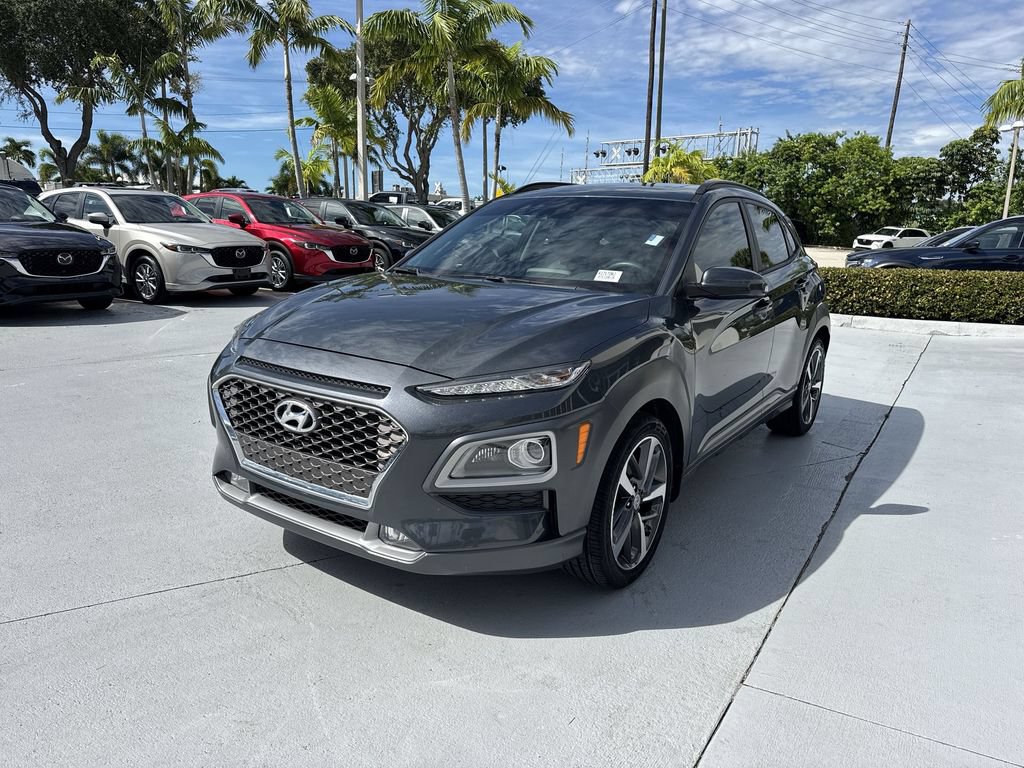 Used 2021 Hyundai Kona Limited w/ Cargo Package FWD image 9